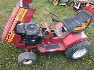 lot 188 image: Murray Garden Tractor