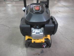 lot 16 image: Dewalt 3300 PSI at 2.4 GPM Honda Cold Water Professional Gas Pressure Washer DXPW3324I