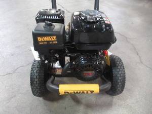 lot 22 image: Dewalt 3600 PSI at 2.5 GPM HONDA GX200 with AAA Triplex Pump Cold Water Professional Gas Pressure Washer DXPW3625