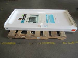 lot 107 image: Bootz Industries ShowerCast 60 in. x 30 in. Single Threshold Shower Pan in White with Left Drain 010-1001-00 - Slight Porcelain Chip LH Top of Threshold