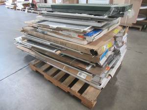lot 109 image: WHOLESALE MIXED PALLET OF MISCELLANEOUS SCREENS, BLINDS, SHUTTERS AND MORE