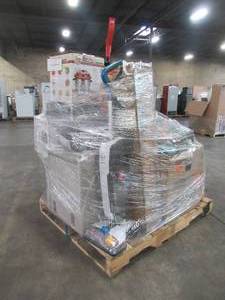 lot 123 image: WHOLESALE MIXED PALLET OF MISCELLANEOUS SMALL HOUSEARES AND KITCHEN ITEMS