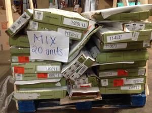 lot 15 image: 20 units of cap a thread stair renewal system Customer Returns See Pictures
