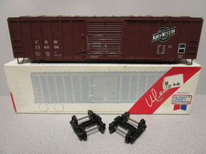 lot 106 image: WEAVER O-SCALE CHICAGO NORTHWESTERN EMPLOYEE OWNED LOGO 50 SLIDING DOOR BOXCAR