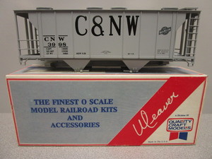 lot 145 image: WEAVER O-SCALE CHICAGO NORTHWESTERN 34 COVERED HOPPER