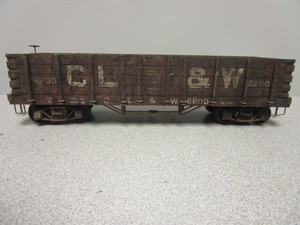 lot 169 image: VINTAGE O-SCALE WEATHERED CLEVELAND LORAIN & WHEELING 35 WOODSIDED GONDOLA