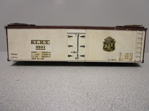 lot 183 image: VINTAGE O-SCALE FITGERS BEER WOOD-SIDED BOXCAR