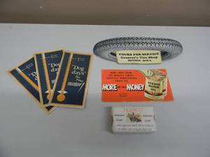 lot 23 image: COLLECTION OF VINTAGE AUTOMOBILIA SERVICE STATION ADVERTISING - VEEDOL MOTOR OIL, FIRESTONE TIRES, SUNOCO - WITH TEXACO EMPLOYEE BAR SOAP - SEE PICTURES
