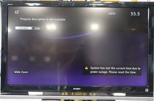 lot 4 image: Sony KDL-52V4100 LCD TV