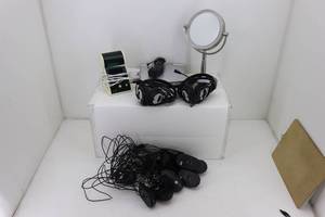 lot 36 image: Misc Electronics & Mice