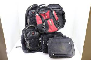 lot 37 image: Laptop Bags & Backpacks