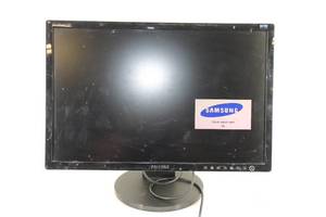 lot 10 image: Samsung 245T 24 HDMI Monitor