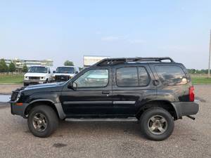 2002 Nissan Xterra SE - 4WD