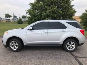 2010 Chevrolet Equinox LT - 2 OWNER