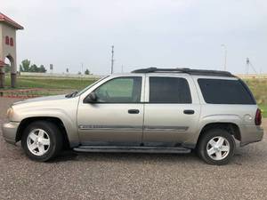 2002 Chevrolet Trailblazer EXT - 4x4 - VERY CLEAN
