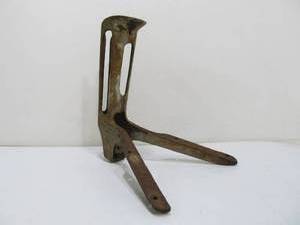 lot 161 image: Vintage MAXWELL Boat Anchor Holder