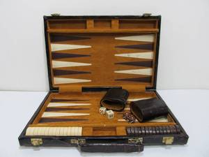 lot 170 image: Vintage Leather Backgammon Set 