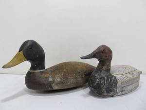 lot 206 image: 2 Old Vintage Carved Wood Duck Decoys