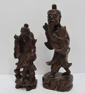 lot 210 image: 2 Nicely Carved & Detailed Chinese Fisherman Wood Carvings