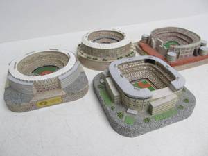 lot 260 image: 4 Limited Edition Scale Model Baseball Stadiums
