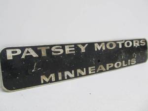 lot 271 image: Old Vintage Patsey Motors Minneapolis Auto Dealer Emblem