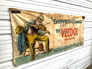 lot 3 image: Orig 1930s Era Large VEEDOL Motor Oil Advertising Banner Sign