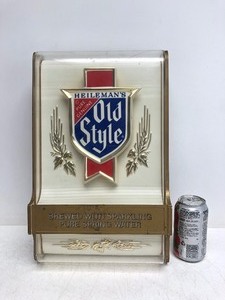 lot 287 image: Working OLD STYLE Lighted Beer Sign