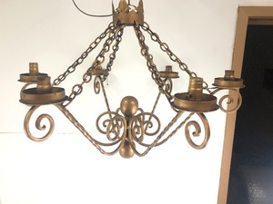 lot 296 image: LARGE Old Vintage Gilt Wrought Iron Gothic Hanging LampChandelier