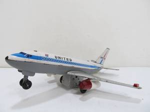 lot 310 image: Vintage Japan Tin Litho Toy United Airlines Airplane 