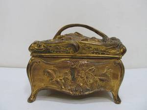 lot 318 image: Old Vintage Gilt Metal Art Nouveau Jewelry Box