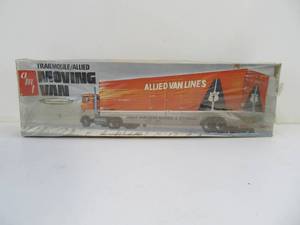 lot 4 image: AMT Allied Vans Moving Van Semi-Trailer