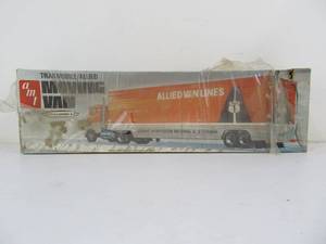 lot 23 image: AMT Allied Vans Moving Van Semi-Trailer