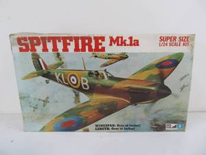 lot 48 image: MPC Super Size Spitfire Mk.1A