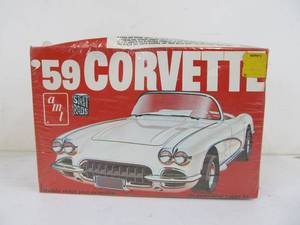 lot 63 image: AMT 59 Corvette