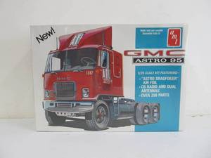 lot 70 image: Large Vintage GMC Astro 95 Semi Truck