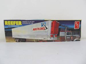 lot 78 image: Larger Vintage AMT Watkins Reefer Semi Trailer