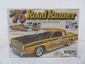 lot 191 image: MPC 1976 Road Runner