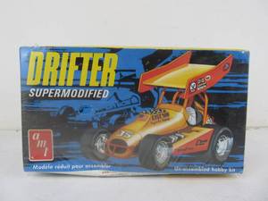 lot 195 image: AMT Drifter Super Modified Drag Racer