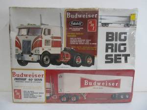 lot 105 image: AMT Peterbilt BUDWEISER Fruehauf Semi Truck Big Rig Set