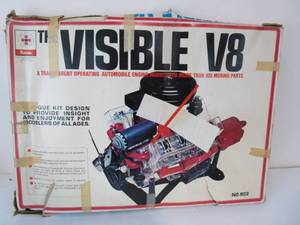 lot 117 image: Large Renwal VISIBLE 8 Transparent Operating Automobile Engine