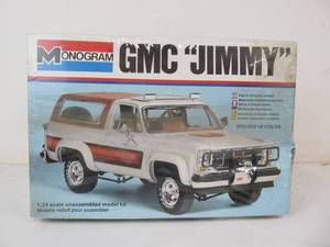 lot 122 image: Monogram GMC Jimmy