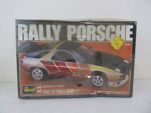 lot 129 image: Revell Rally Porsche