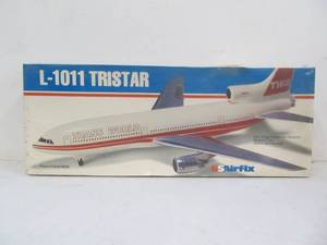 lot 152 image: Vintage USAirfix L-1011 Tristar