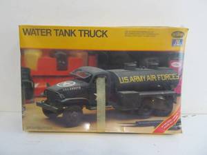 lot 171 image: Vintage Testors US Army Water Tanker Truck