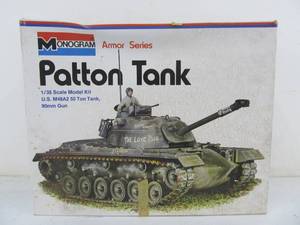 lot 246 image: Vintage Monogram Armor Series Patton Tank