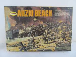 lot 212 image: Aurora Anzio Beach 