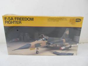 lot 232 image: Testors Northrup F-5A Freedom Fighter