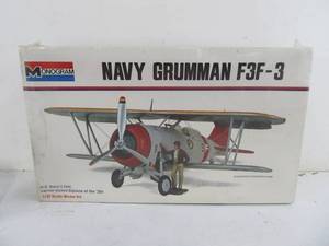 lot 266 image: Monogram Navy Grumman F3F-3