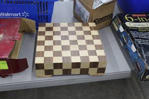 lot 464 image: Chess Set Dual Level 10 Inlaid Board (in original packaging)