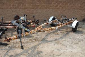 lot 13 image: 17 Boat Trailer